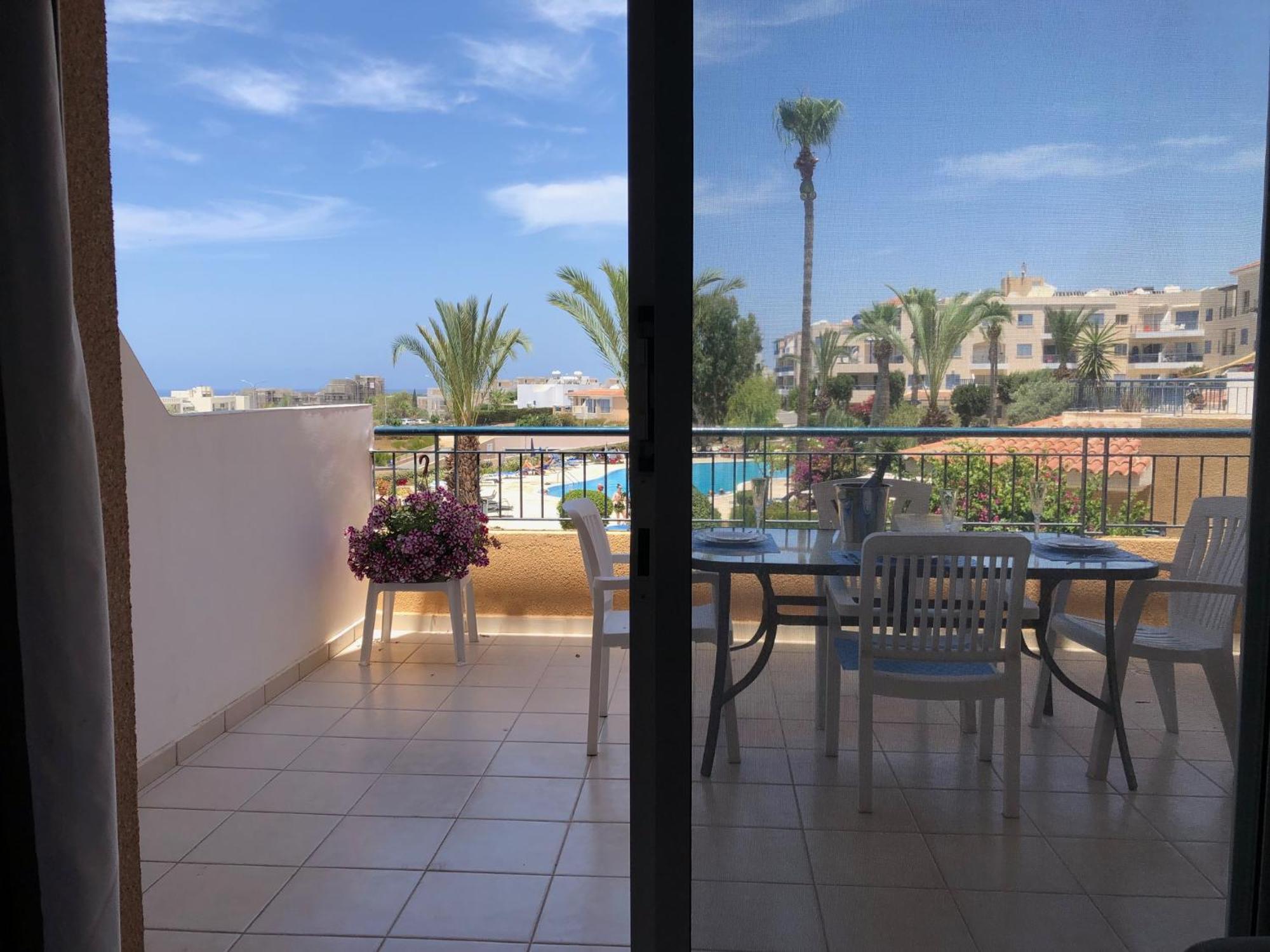 Kings Palace - Stylish 2 Bed Apartment With Sea Views Paphos Exterior foto
