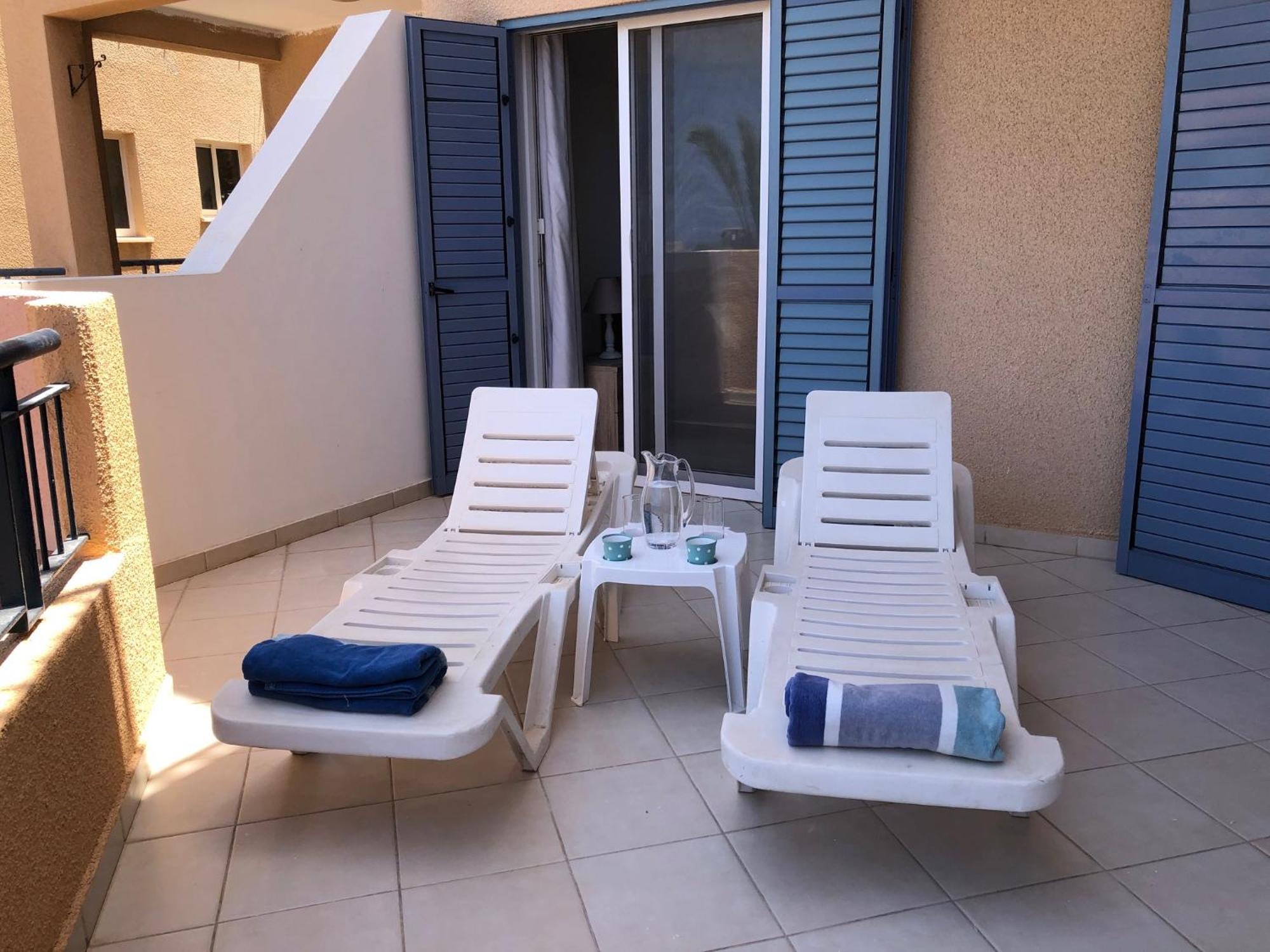 Kings Palace - Stylish 2 Bed Apartment With Sea Views Paphos Exterior foto
