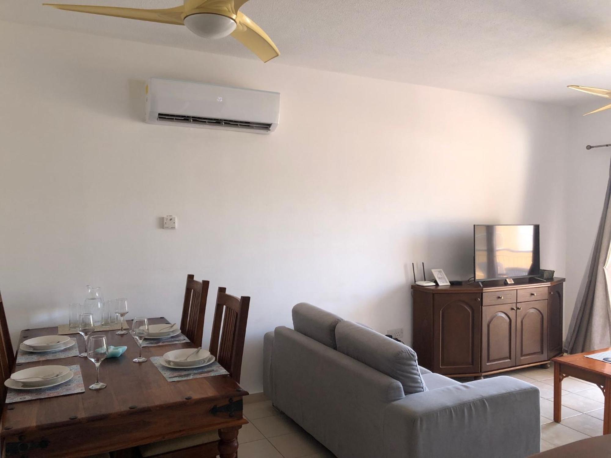 Kings Palace - Stylish 2 Bed Apartment With Sea Views Paphos Exterior foto